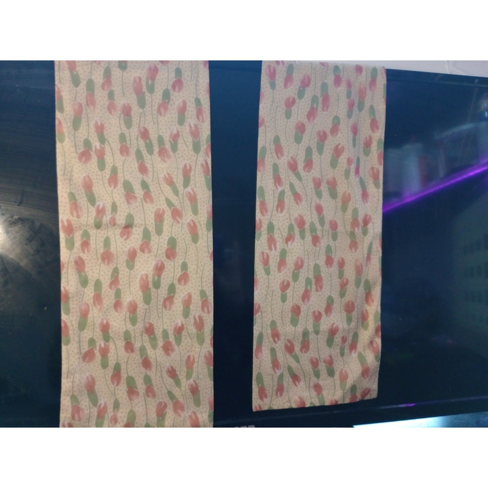Vintage Floral Hand-Rolled Scarf 6.5"‎ x 60" – Pink Tulip Print – Silk Feel